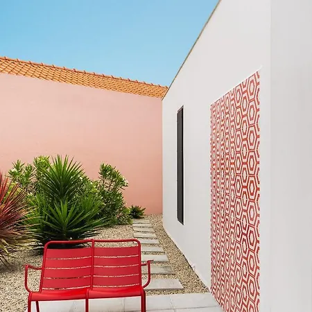 Flamboyant Boutique לינה וארוחת בוקר 4*