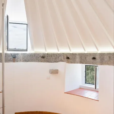 Flamboyant Boutique לינה וארוחת בוקר