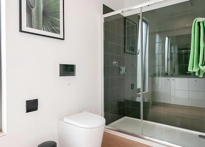 Flamboyant Boutique Bed & Breakfast 4*