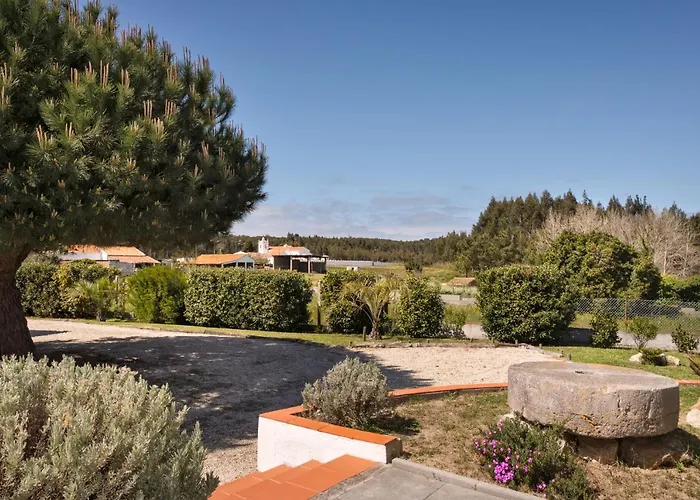 Flamboyant Boutique Bed & Breakfast 4*